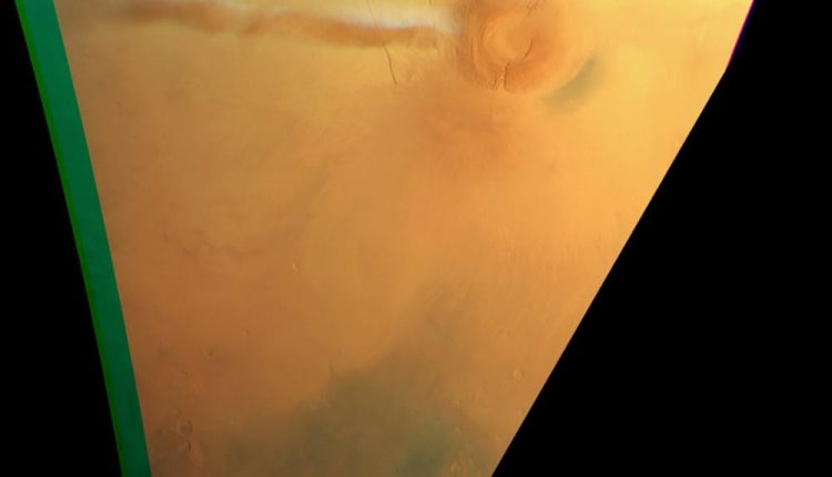 تصویر عجیب مارس اکسپرس از آتشفشان عظیم در مریخ