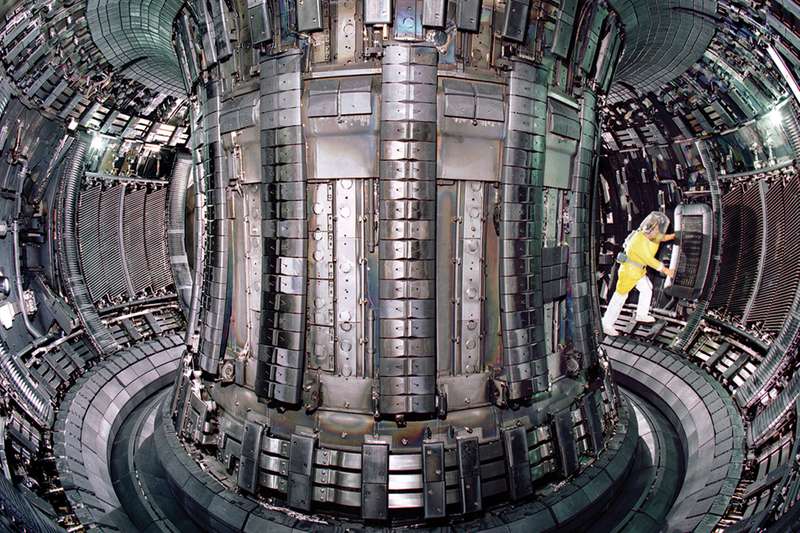 کارشناسان آمریکایی می خواهند یک نمونه اولیه از نیروگاه همجوشی هسته ای بسازند