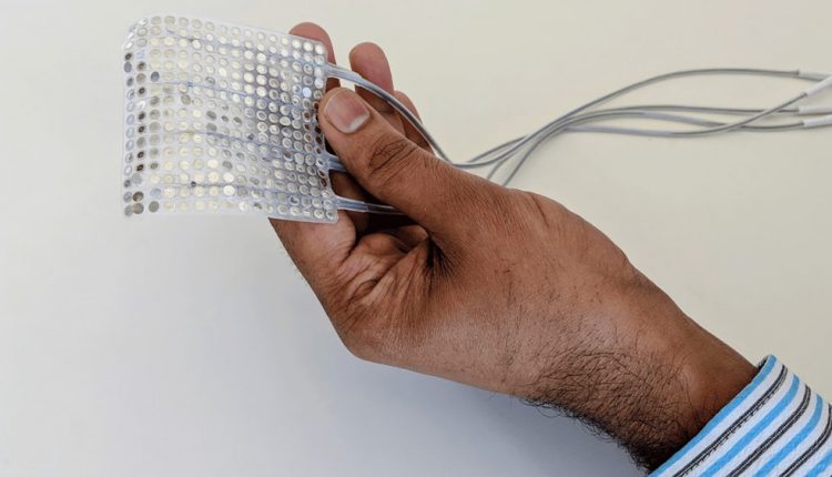 ایمپلنت مغزی که افکار را به گفتار تبدیل می کند