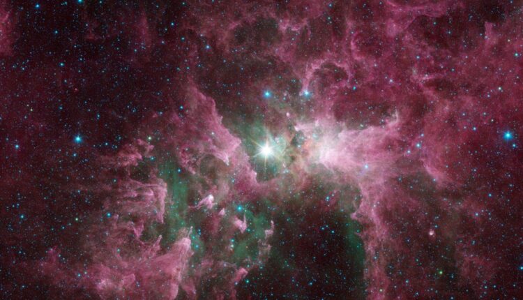 تصاویر خیره‌کننده‌ی تلسکوپ فضایی اسپیتزر از فضا